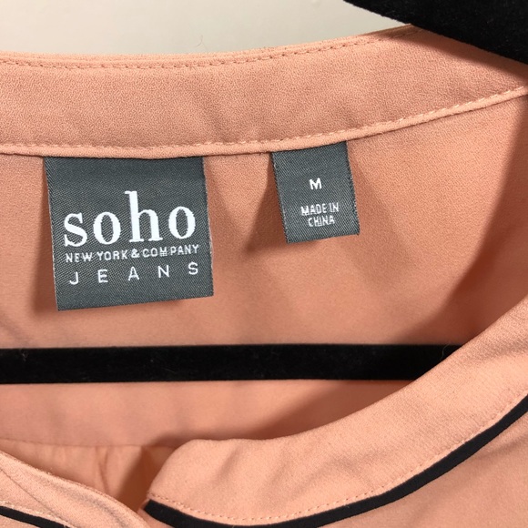 Soho New York & Co Button Down Blouse - Picture 2 of 8